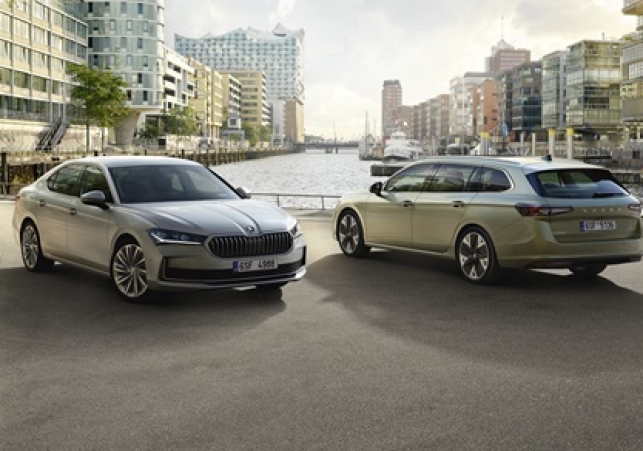 Nowa Škoda Superb
